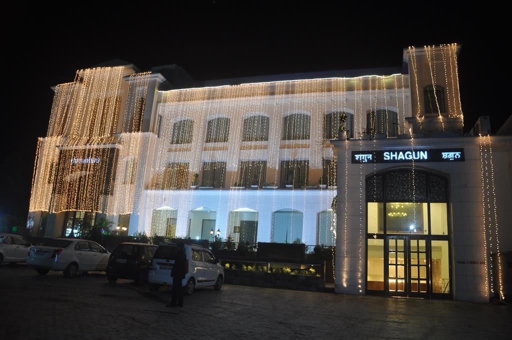 Deventure Hotel 