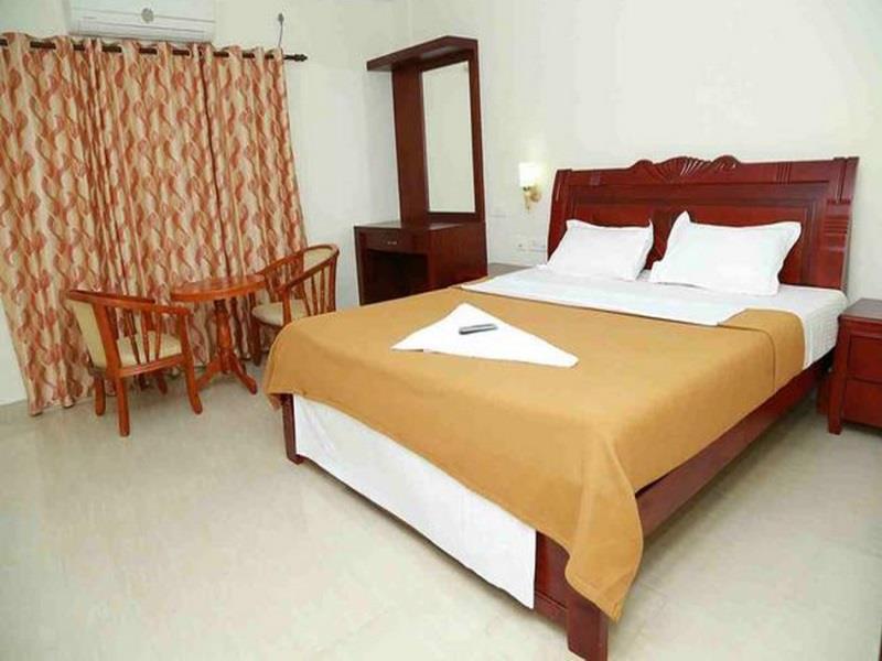 Thachaparambil Residency 