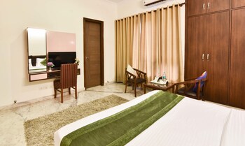 Treebo Swastika Inn Guestroom