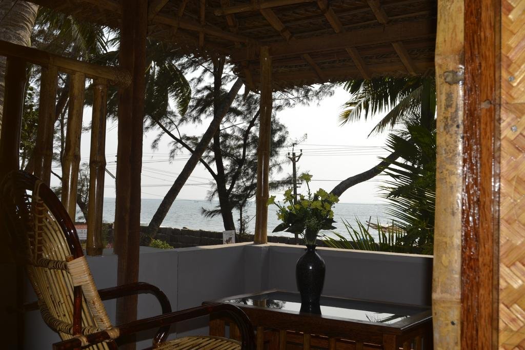 Sajeev Home Stay 
