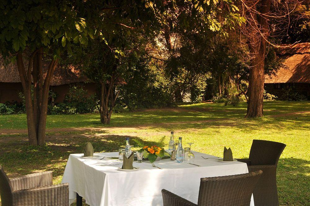 Thorntree River Lodge All Inclusive 