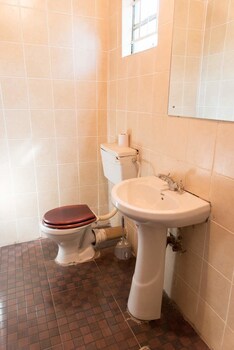 Okavango Lodge Guestroom