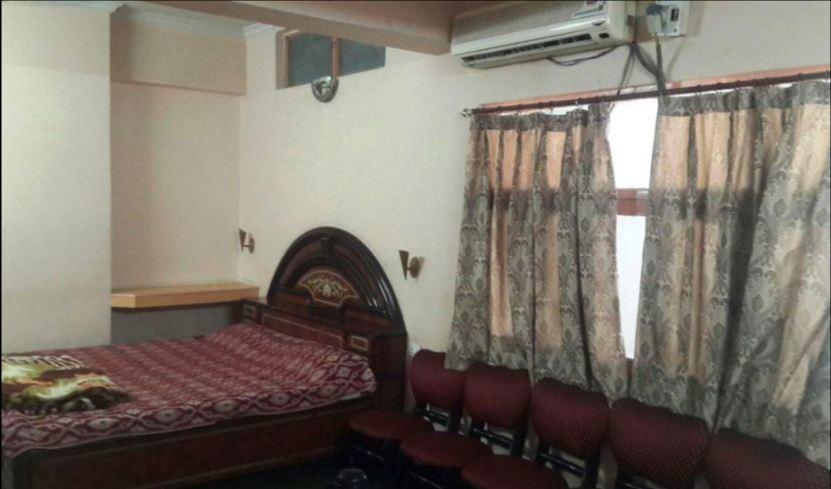 Oyo 16897 Hotel Shubham Continental 