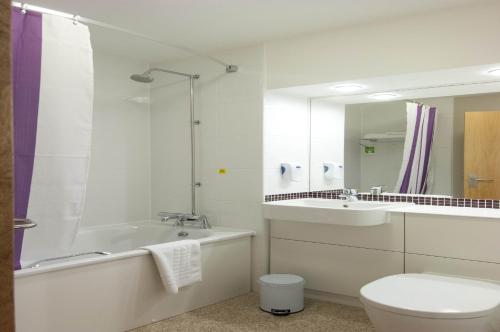 Premier Inn London Gatwick Airport South London Road 