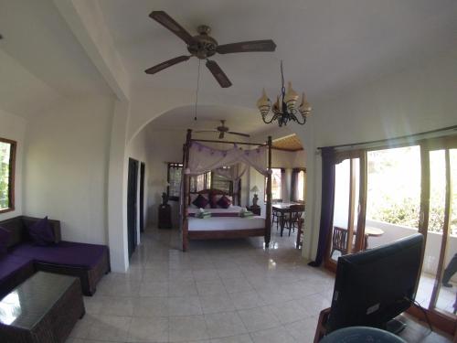 Hotel Puri Oka 