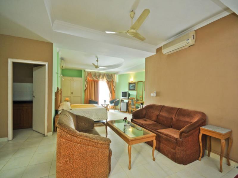 Black Mango Resort 