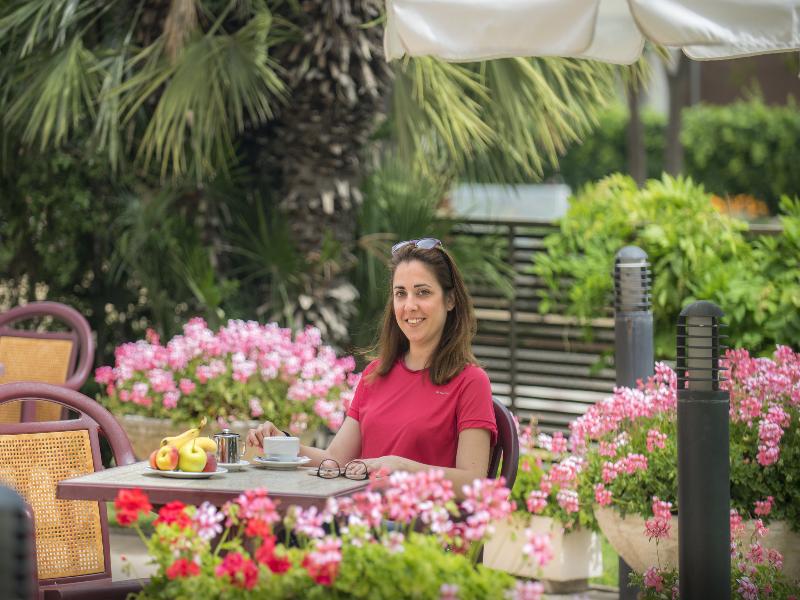 Sumus Stella & Spa (سوموس استلا و اسپا) Terrace