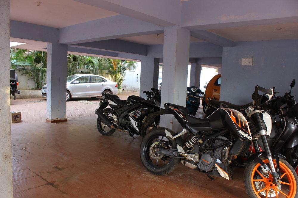 Oyo 9645 1 Bhk Near Curlies Anjuna 