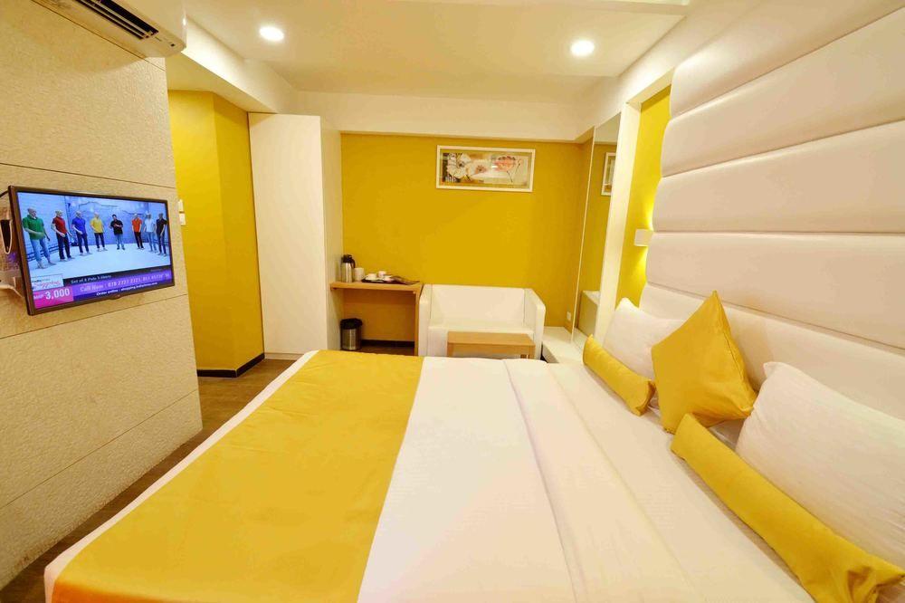 Oyo 963 Hotel Rumaya 