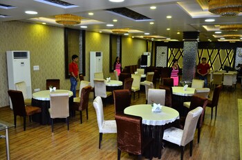 White Mushroom Jaipur V Inn Restaurant