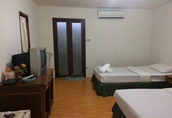Kuraburi Resort Guestroom