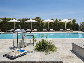 Relais San Giuliano Outdoor Pool