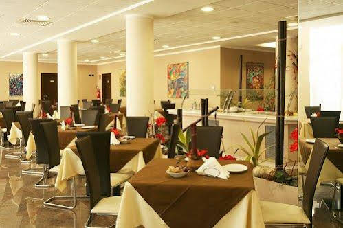 Record Hotel 