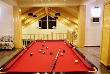 The Dagshai Manor Hotel Bar