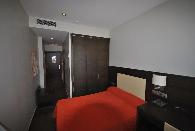 Hyltor Room