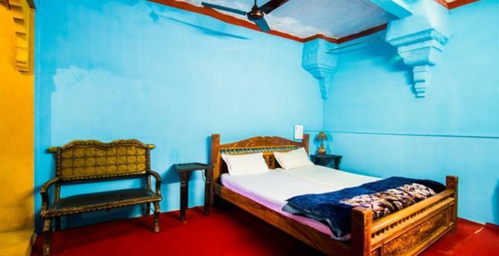 Deepak Rest House 