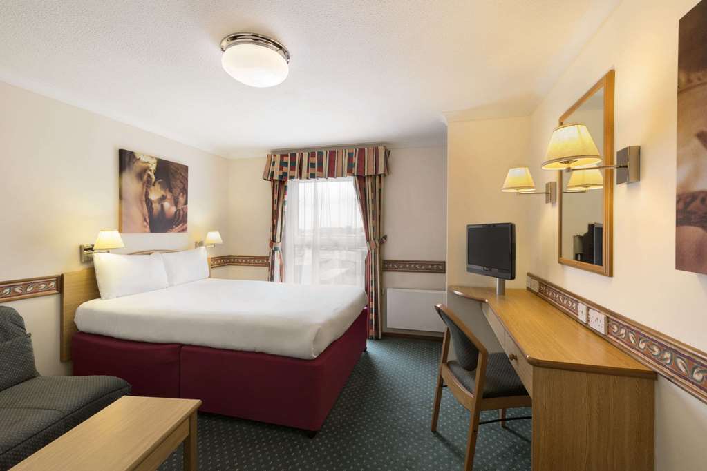 Days Inn Leicester Forest East M1 Guest room