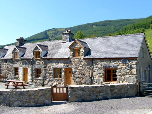 Ysgubor Machynlleth (یسگوبور ماچینلت) 