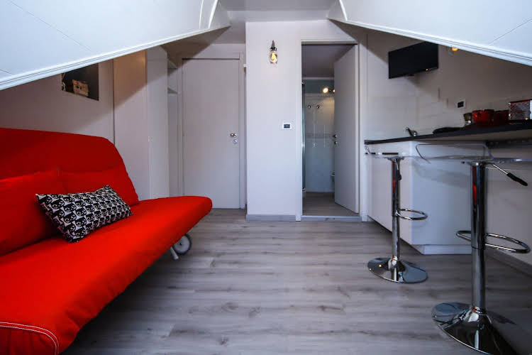 Stylish Loft Gioia 