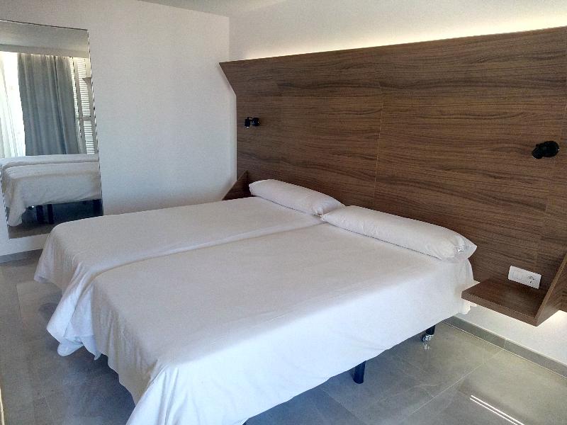 Paradero I & Paradero Ii Room