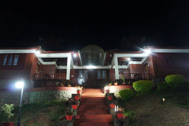 Misty Courtyard Resort Bungalow 