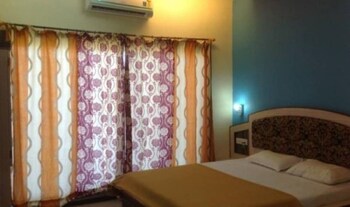 Krishna Valley Villa Guestroom