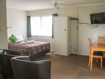 Palm Motel Waihi Guestroom