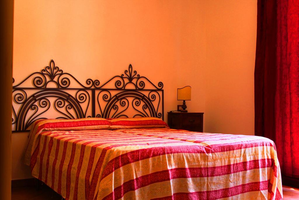 Casa Vacanza Onofrio (كاسا واكانزا اونوفریو) 