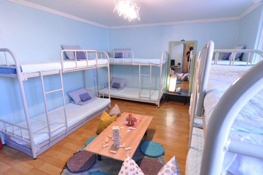 Dalkom Guest House 