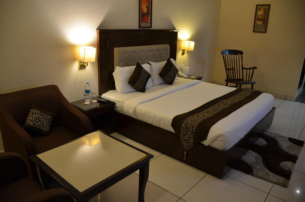 Deventure Hotel 