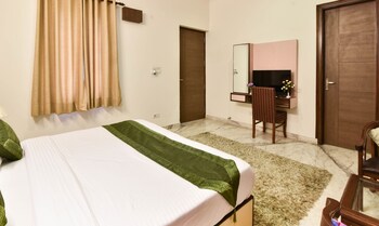Treebo Swastika Inn Guestroom