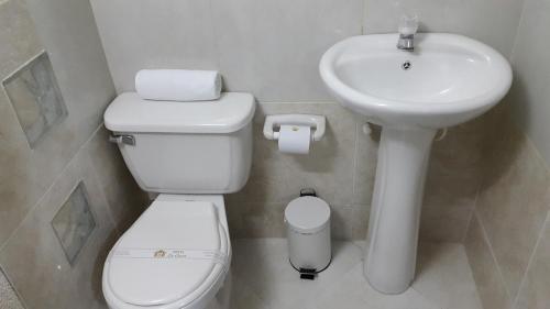 Hotel La Casa N. 3 (هتل لا كاسا ن. ۳) 