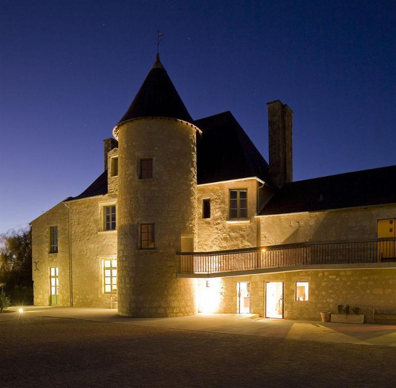 Hotel The Originals Domaine Du Normandoux General view