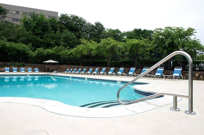 Sheraton Braintree Swimming_pool