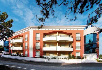 Appartamenti Sabina Bibione Centro Featured Image