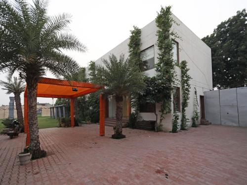 Oyo 10343 Hotel Heera Foods 