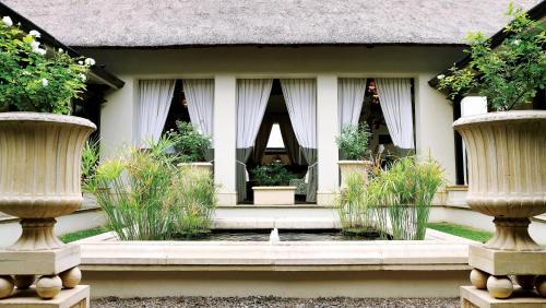 Royal Livingstone Hotel By Anantara 