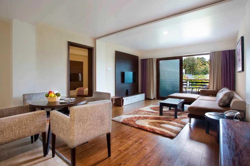 Purple Palms Resort & Spa Guest Room