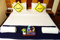 Stay Vista Rooms Near Marine Drive 