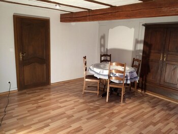 Quartier Vert In-Room Dining