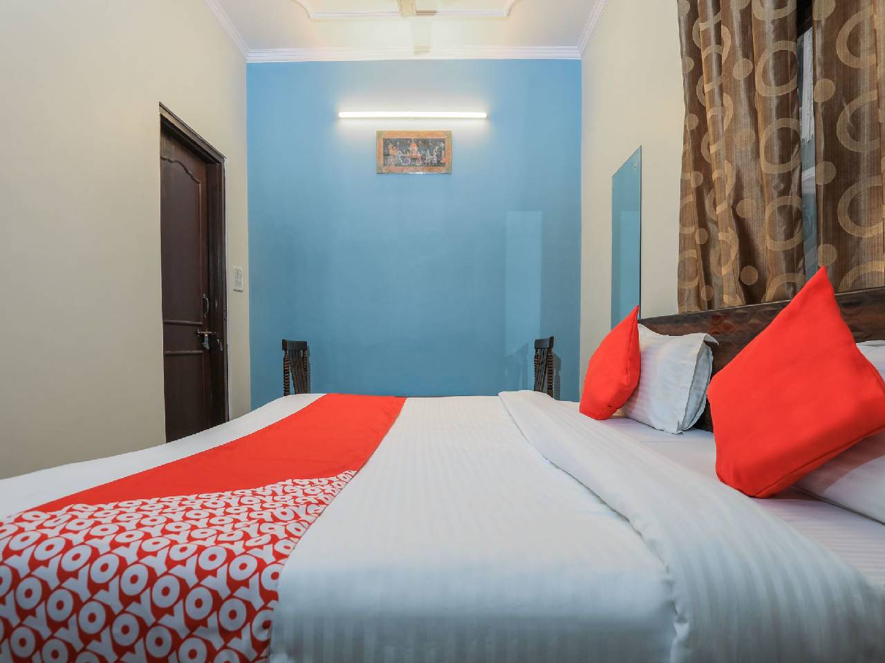 Oyo 14911 New Airport Residency 