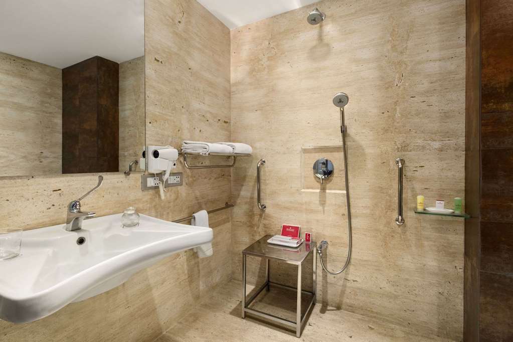Ramada Navi Mumbai Guest room