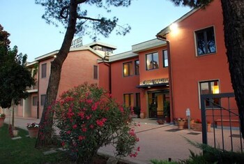 Hotel Marzia Exterior