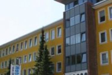 Hotel Garni Am Überseehafen Rostock (هتل گارنی آم Üبرسیهافن روستوک) 