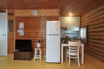 Muju Moon River Pension In-Room Kitchenette