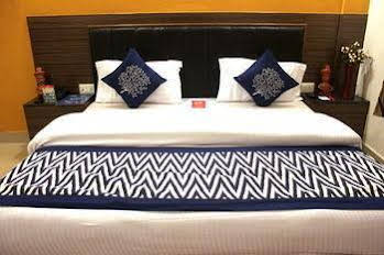 Oyo Rooms Mussoorie Library 
