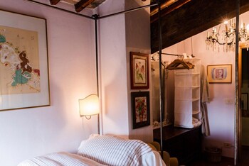 Le Scalette Guestroom
