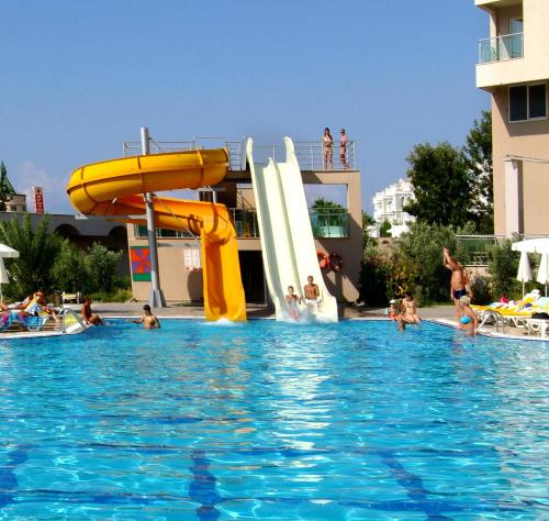Hedef Rose Garden Hotel All Inclusive (هدف رز گاردن هتل آل اینكلوسیو) 