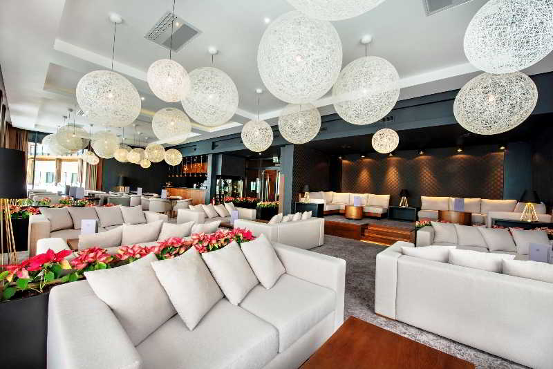 Arlamow Hotel Restaurant