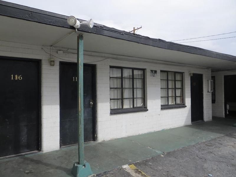 Economy Motel 